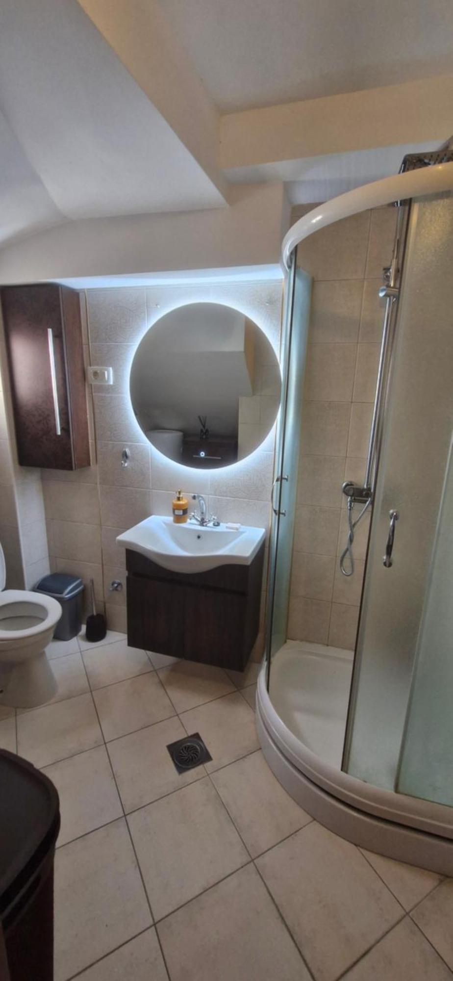 Chic Apartment In The City Center By The Sea Tivat Bagian luar foto