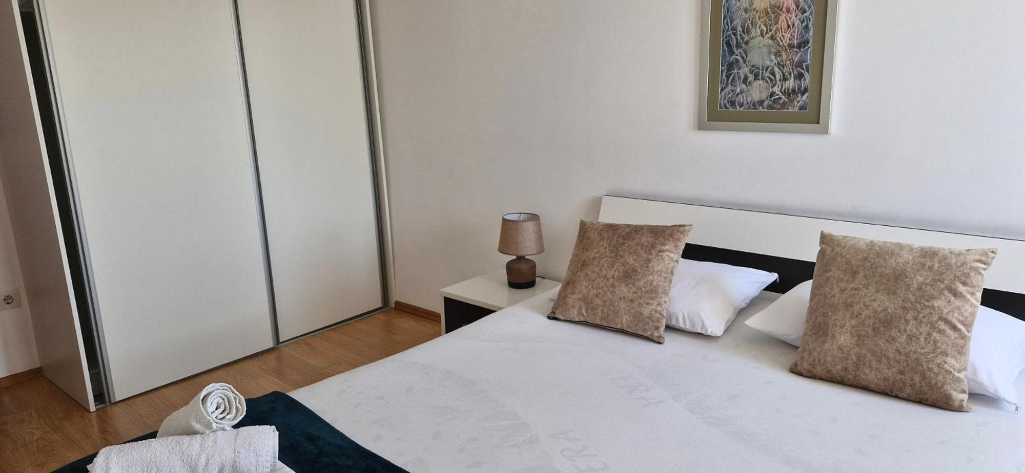Chic Apartment In The City Center By The Sea Tivat Bagian luar foto